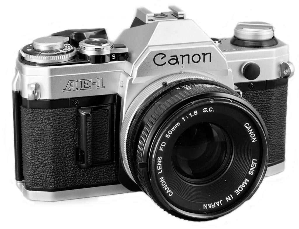 Las cámaras analógicas réflex 35mm - Nikon FM2, Minolta X-700, Olympus Pentax K1000, AE-1