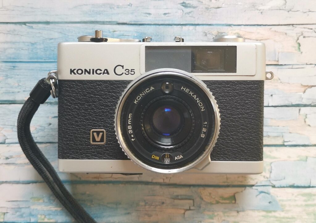 Konica C35 V